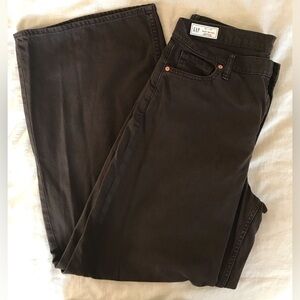 GAP Women’s Mid Rise wide leg terra brown denim jeans.